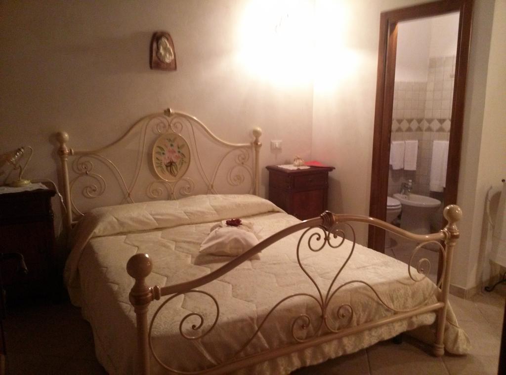 B&B Il Tulipano Sul Lago Colle di Tora Oda fotoğraf