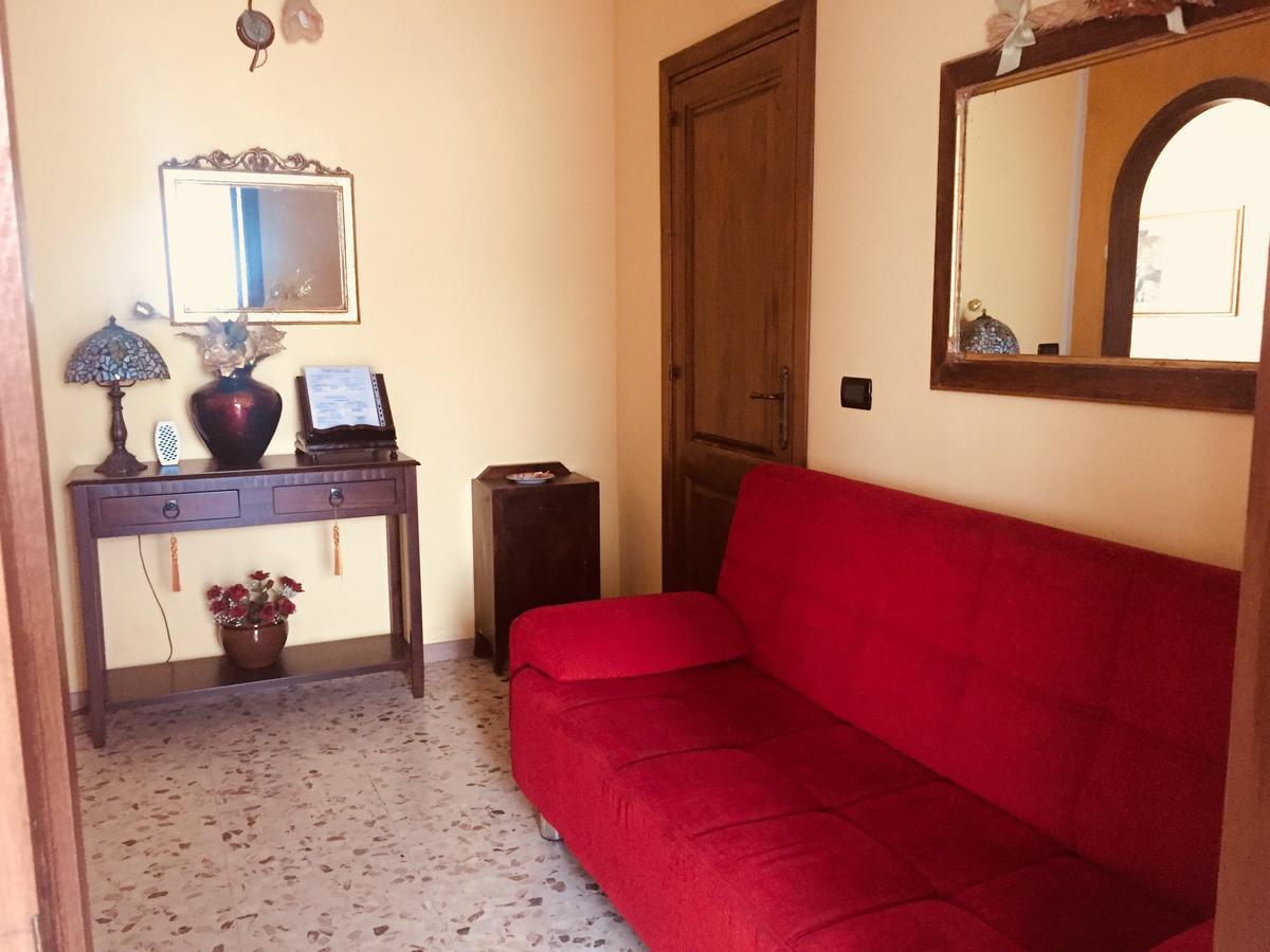 B&B Il Tulipano Sul Lago Colle di Tora Dış mekan fotoğraf